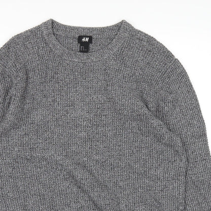 Close-up detail of H&M men’s grey jumper, size M