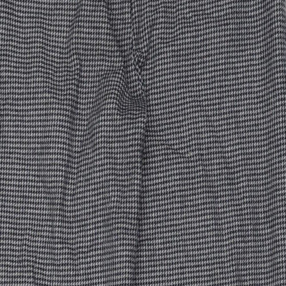 Close-up detail of Pablo women’s green trousers, size UK 8, 27-inch leg