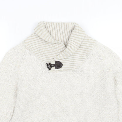 Close-up detail of H&M men’s beige knit jumper, size S