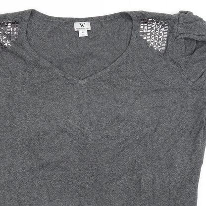 Close-up detail of Worthington women’s grey jumper, size XL