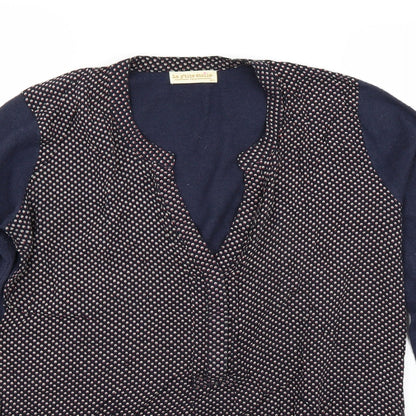 Close-up detail of La P'tite Etoile women’s blue jumper, size M