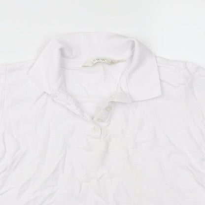 Close-up detail of EWM women’s white basic polo, size S