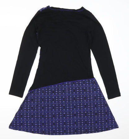 Back view of Kaewa women’s purple geometric a-line, size S