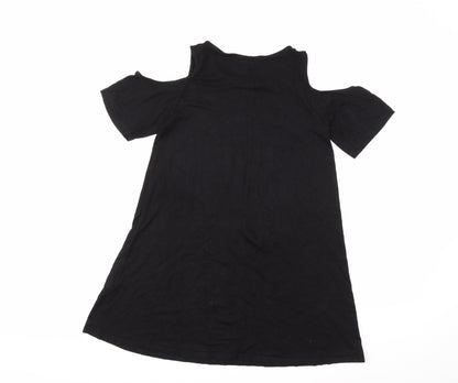 Back view of Pull&Bear women’s black basic t-shirt, size S