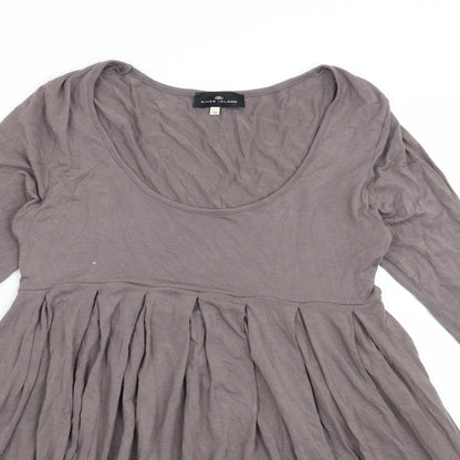Close-up detail of River Island women’s grey basic blouse, size UK 10
