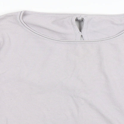 Close-up detail of Missun women’s grey jumper, size S