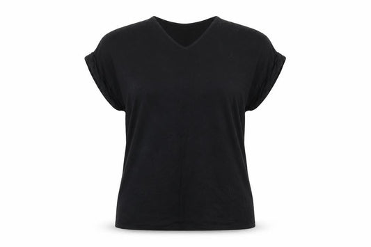 Front view of Billys Collection women’s black jersey basic t-shirt, size UK 20