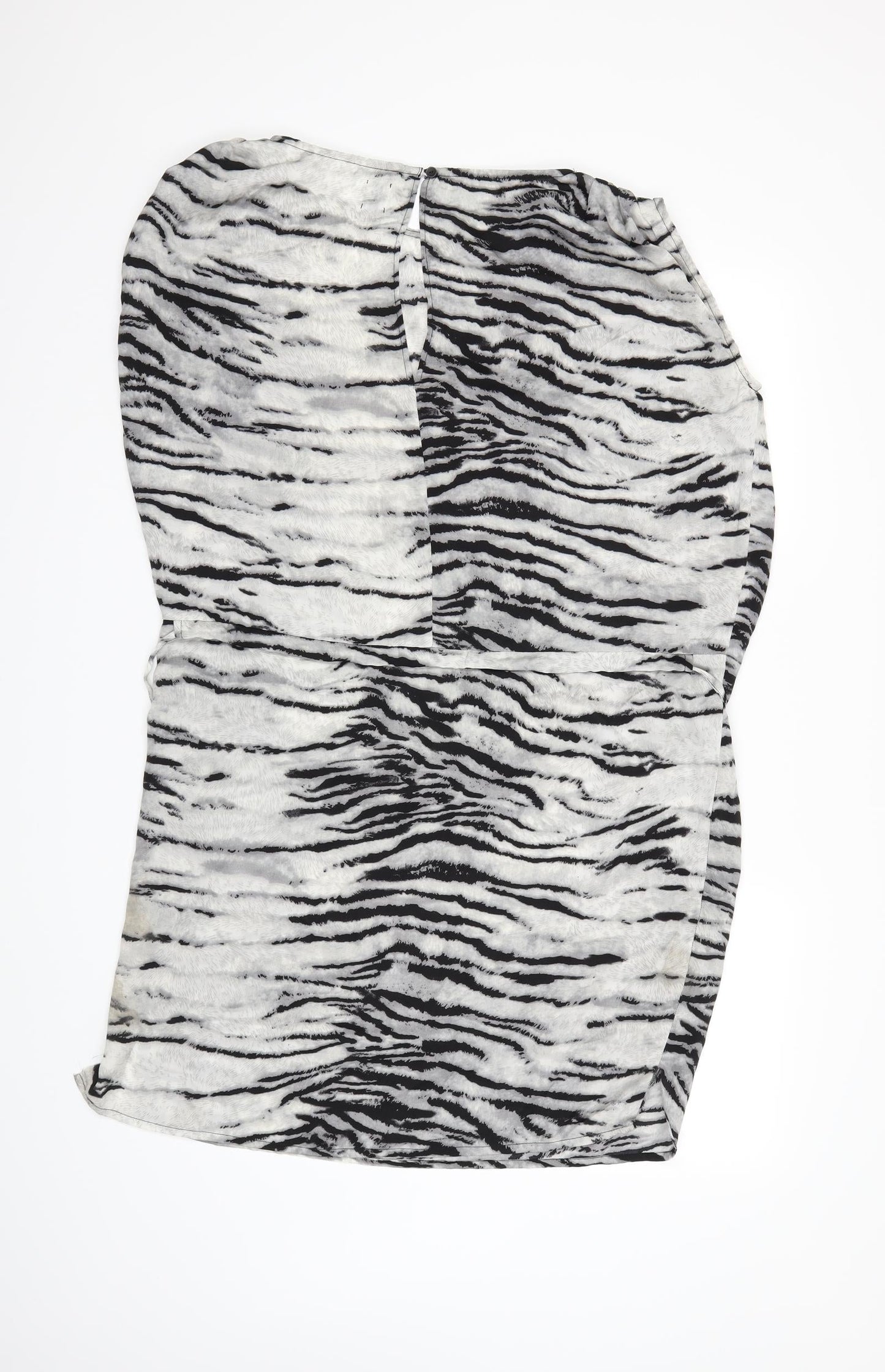 Saint Tropez Clothing Womens Grey Animal Print  Kimono Blouse Size M