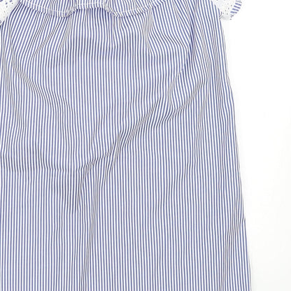 Brand and care label for Boohoo girls’ blue striped shift, size 8, years