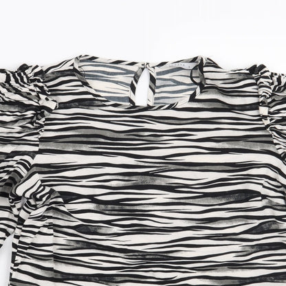 Close-up detail of Papaya women’s white animal print basic blouse, size UK 8