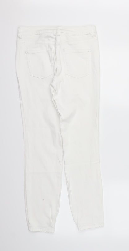 Back view of legging women’s white mom jeans, size UK 8, 25-inch leg