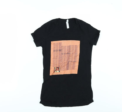 Additional front view of Bella women’s black basic t-shirt, size S