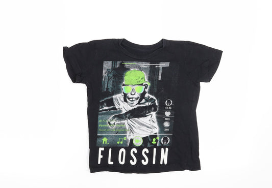 Preworn Boys Black   Basic T-Shirt Size 4-5 Years  - Flossin