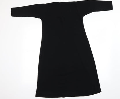 Back view of women’s black a-line, size UK 10