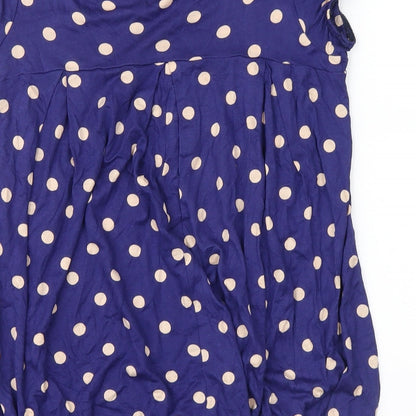 Brand and care label for Vintage women’s blue polka dot basic blouse, size UK 8