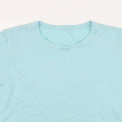 Close-up detail of Preworn women’s blue knit basic t-shirt, size UK 14