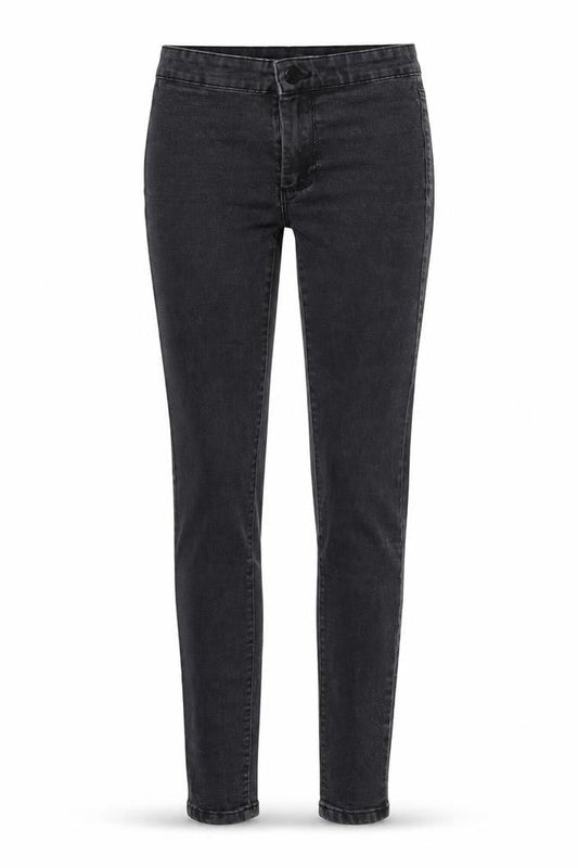 Front view of Primark women’s black denim skinny jeans, size UK 32, 26-inch leg