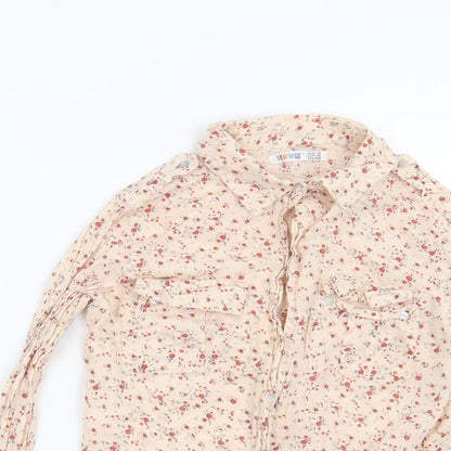 Close-up detail of Denim CO women’s pink floral basic button-up, size UK 10