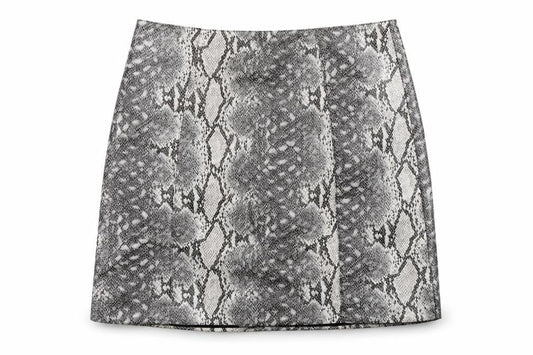 Front view of New Look women’s multicoloured animal print a-line skirt, size UK 8
