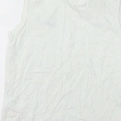 Brand and care label for Slazenger boys’ white basic tank, size 9-10, years