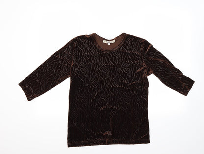 Additional front view of Ness women’s brown basic t-shirt, size L