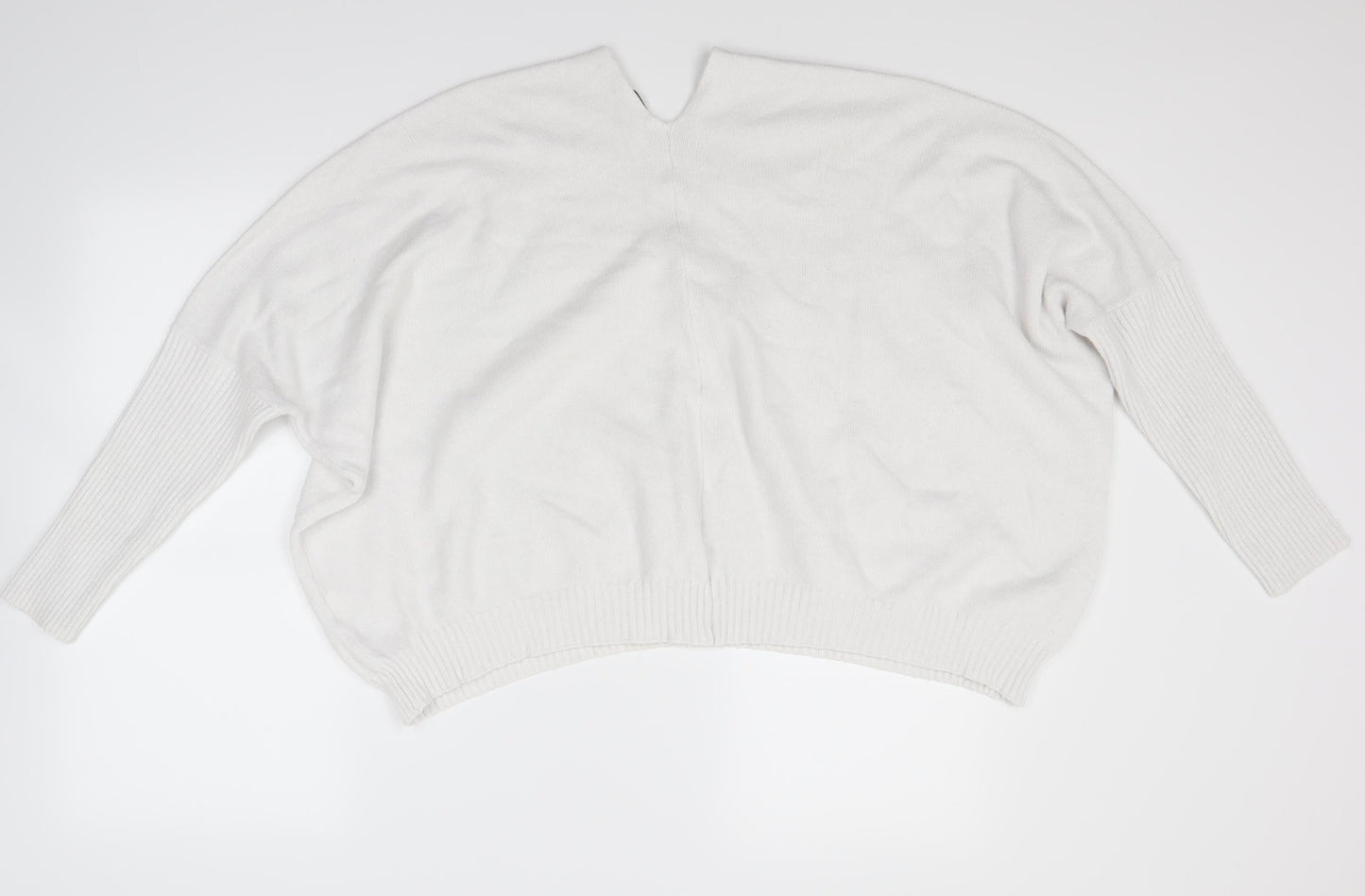 Preworn Womens White   Pullover Jumper Size M