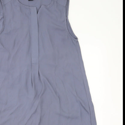 Close-up detail of H&M women’s grey basic blouse, size UK 6