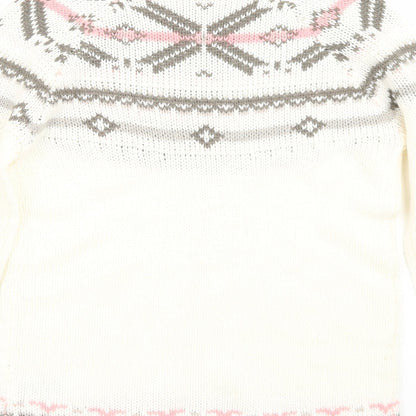 Brand and care label for Peppers girls’ white jumper, size 10-11, years