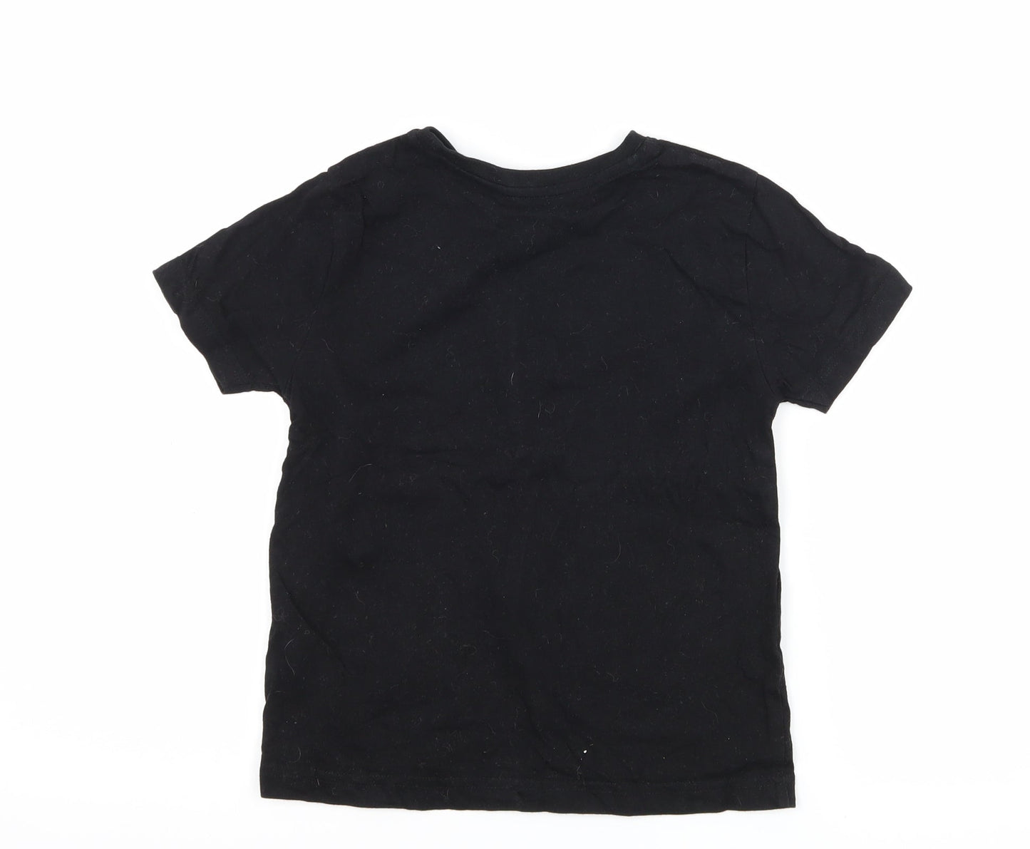 Primark Boys Black Batik  Basic T-Shirt Size 5-6 Years  - chrismtas