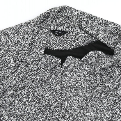 Close-up detail of New Look women’s grey jacket blazer, size UK 8