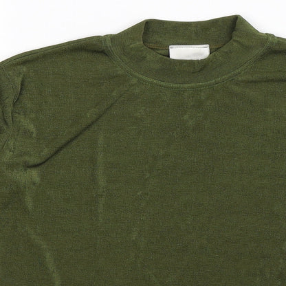Close-up detail of Text women’s green knit jumper, size M