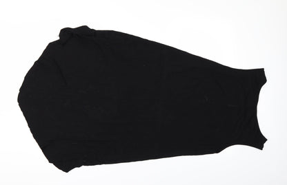 Back view of cameo r women’s black basic t-shirt, size S