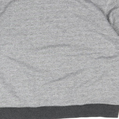 Brand and care label for Easy men’s grey jumper, size L