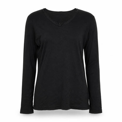 Front view of Avenue girls’ black basic t-shirt, size 12-13, years
