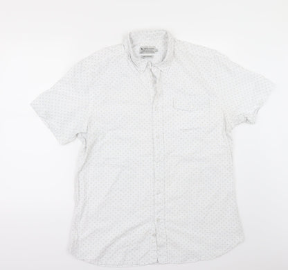Front view of Tu men’s white geometric button-up, size L