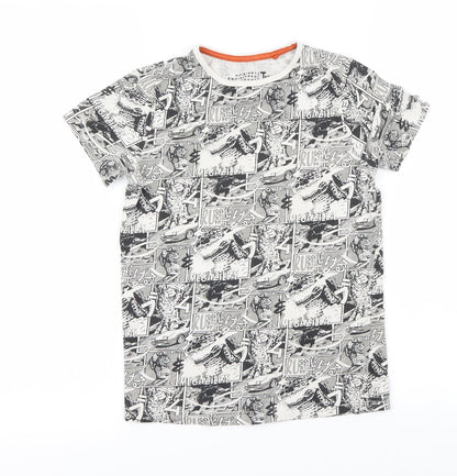 Additional front view of Tu boys’ grey basic t-shirt, size 8, years