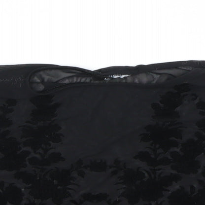 Close-up detail of Misguided women’s black basic t-shirt, size UK 6