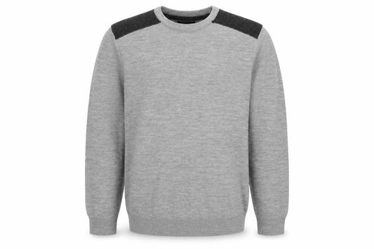 Front view of New Look men’s grey knit jumper, size M