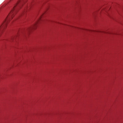 Brand and care label for Debenhams men’s red button-up, size 17.5
