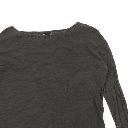 Close-up detail of H&M women’s green pullover sweatshirt, size XS