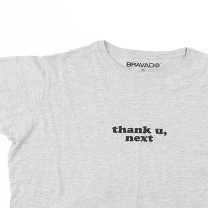 Close-up detail of BRAVAD women’s grey basic t-shirt, size XL