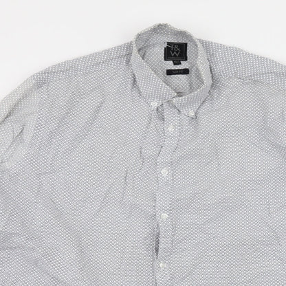 Close-up detail of Taylor & Wright men’s white polka dot button-up, size 15.5