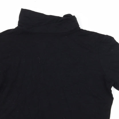 Close-up detail of Dorothy Perkins women’s black jersey basic t-shirt, size UK 8