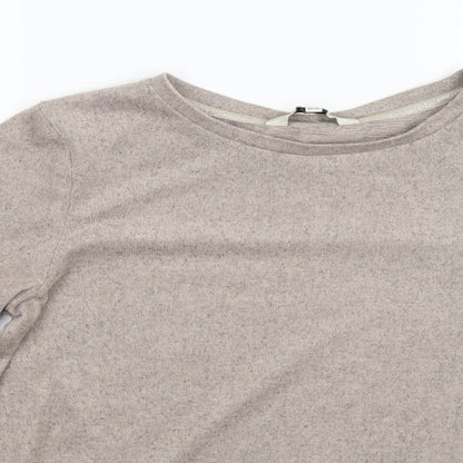 Close-up detail of F&F women’s beige knit jumper, size UK 12