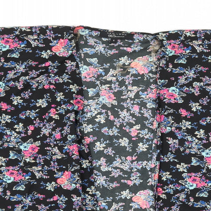 Close-up detail of New Look girls’ black floral jacket, size S