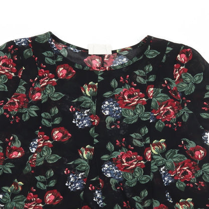 Close-up detail of Pins & Needles women’s black floral basic t-shirt, size XS