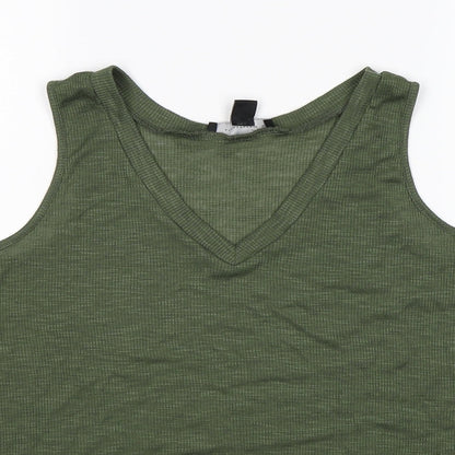 Close-up detail of Primark women’s green basic tank, size UK 16