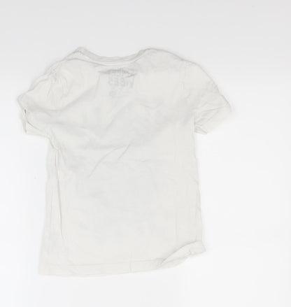 Back view of F&F boys’ white basic t-shirt, size 5-6, years - japan