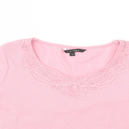 Close-up detail of Preworn women’s pink basic t-shirt, size UK 14