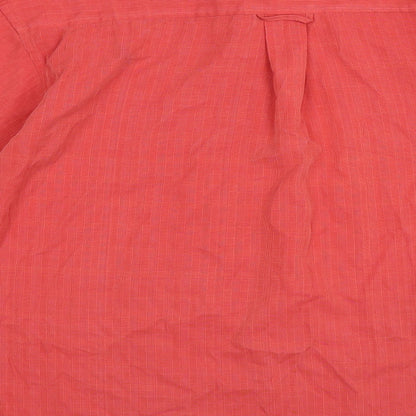 Brand and care label for Cooper men’s pink button-up, size L